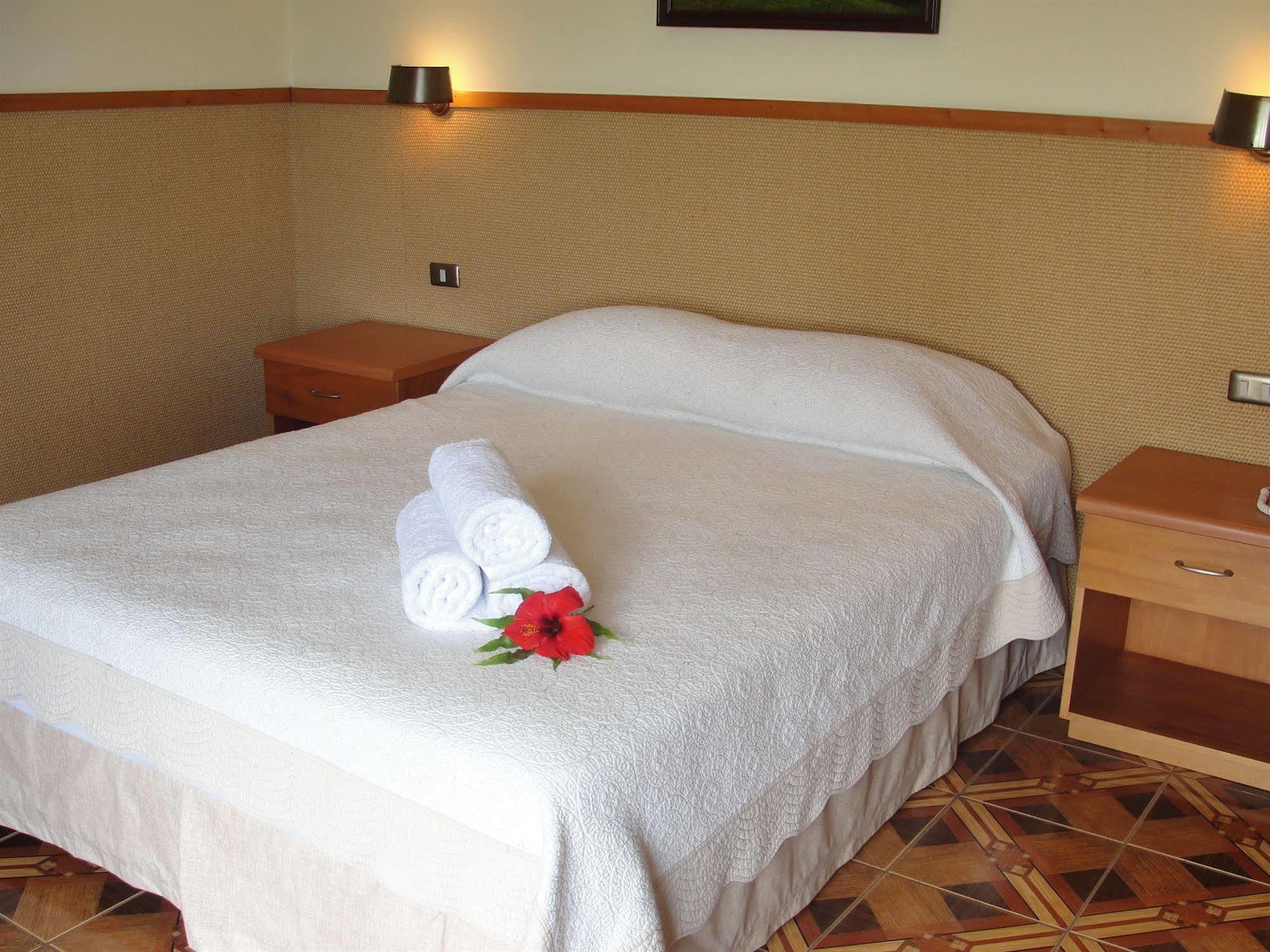 Iorana Isla De Pascua Hotel Hanga Roa Zewnętrze zdjęcie